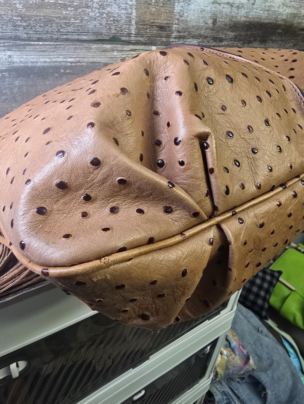 G.I.L.I. Ostrich Embossed Leather Hobo Bag With Tassel, Like New - Picture 6 of 11